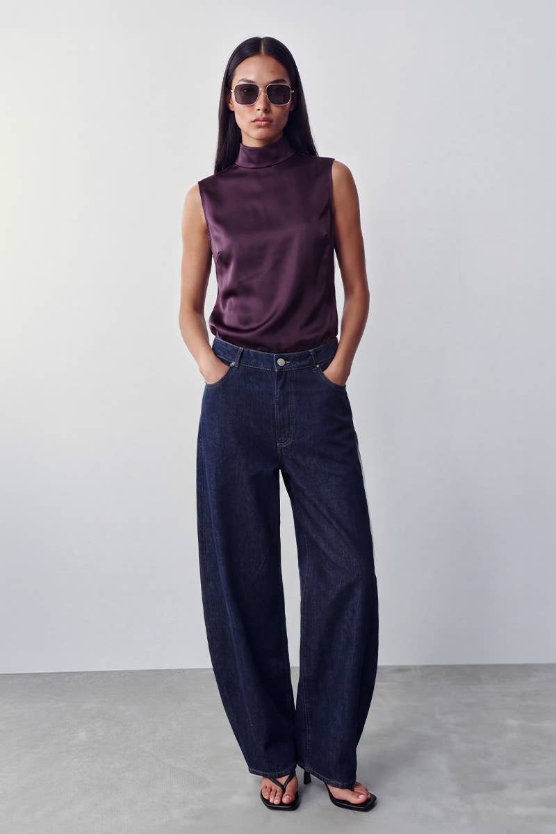 CHIC SATIN MOCK NECK SLEEVELESS TOP