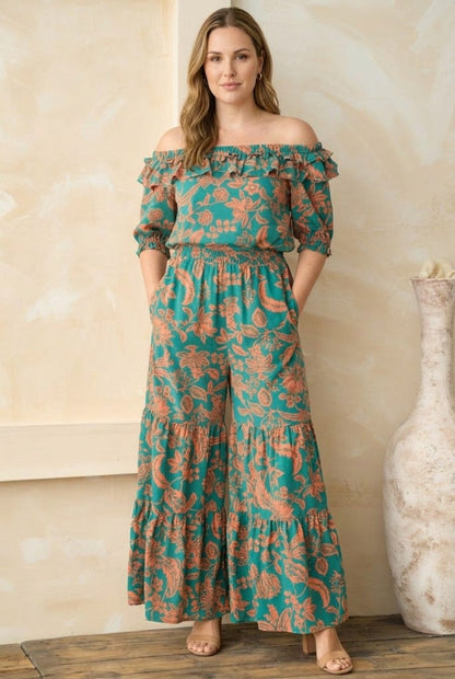 Queen Floral Off-shoulder Two-piece Set