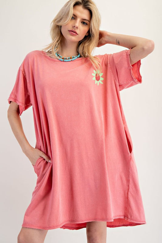 Queen Coral Smiley Sleep Dress